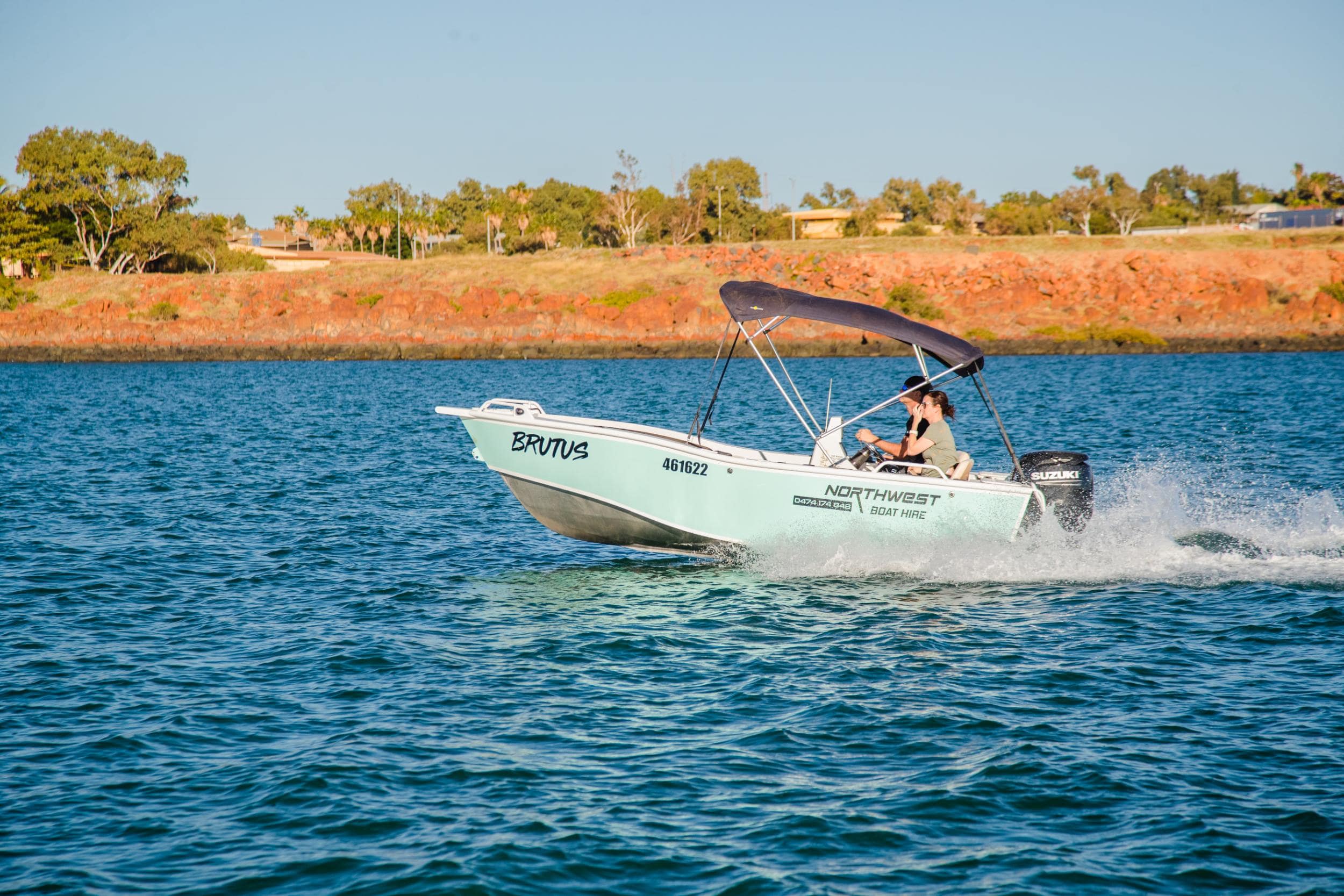 Brutus 4.6 metre - Perth Private Boat - Northwest Boat Hire